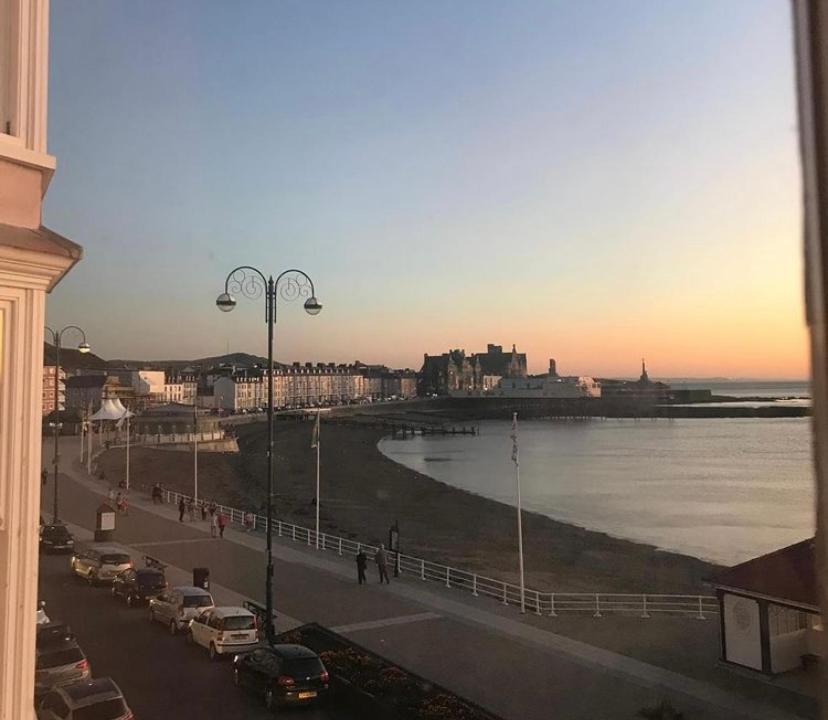 Sea View Apartment - Sleeps 2 Aberystwyth Esterno foto
