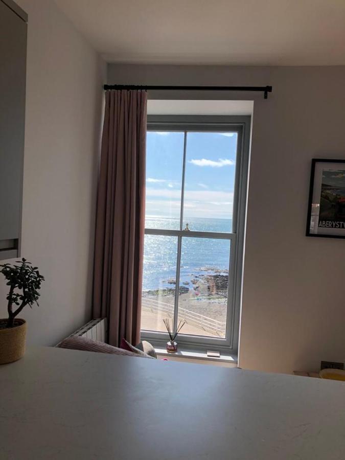 Sea View Apartment - Sleeps 2 Aberystwyth Esterno foto