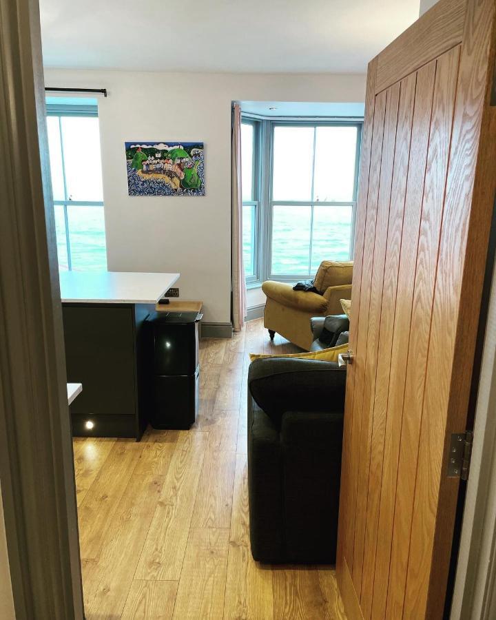 Sea View Apartment - Sleeps 2 Aberystwyth Esterno foto